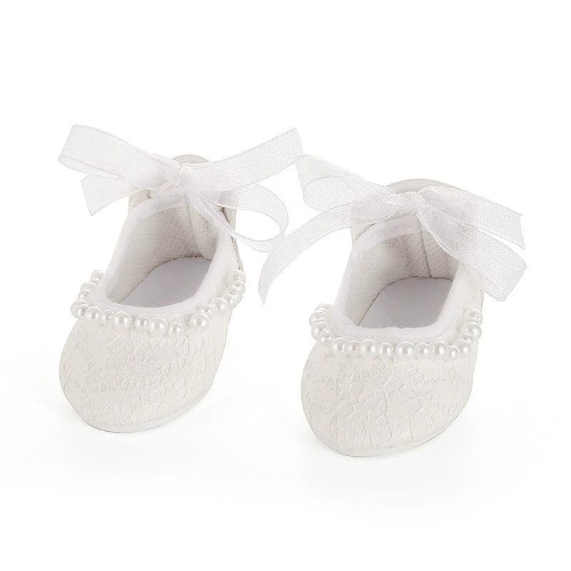 Weiße Perlenschnürschuhe für 17-18 Zoll Reborn Babypuppen