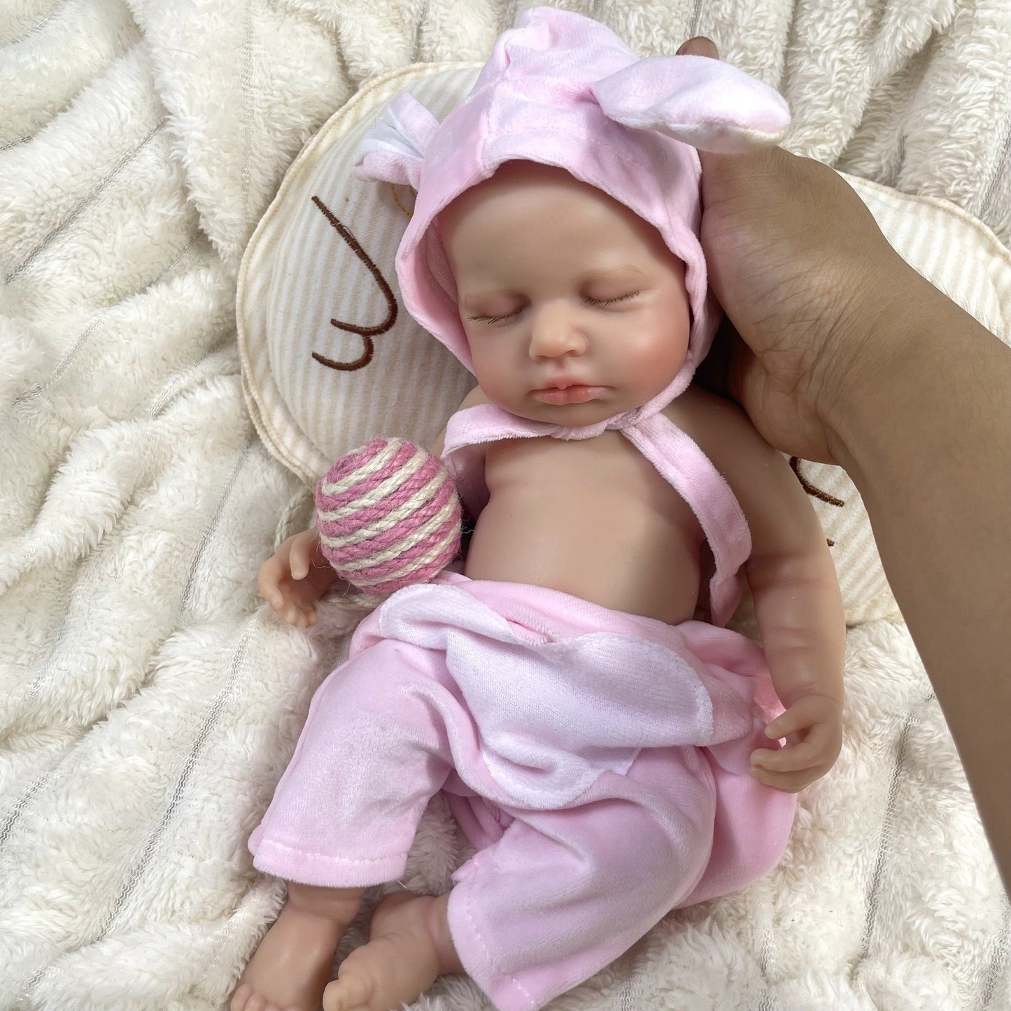 30 cm vollsilikone schlafende Loulou-Reborn-Puppe Mädchen in rosa Kleidung