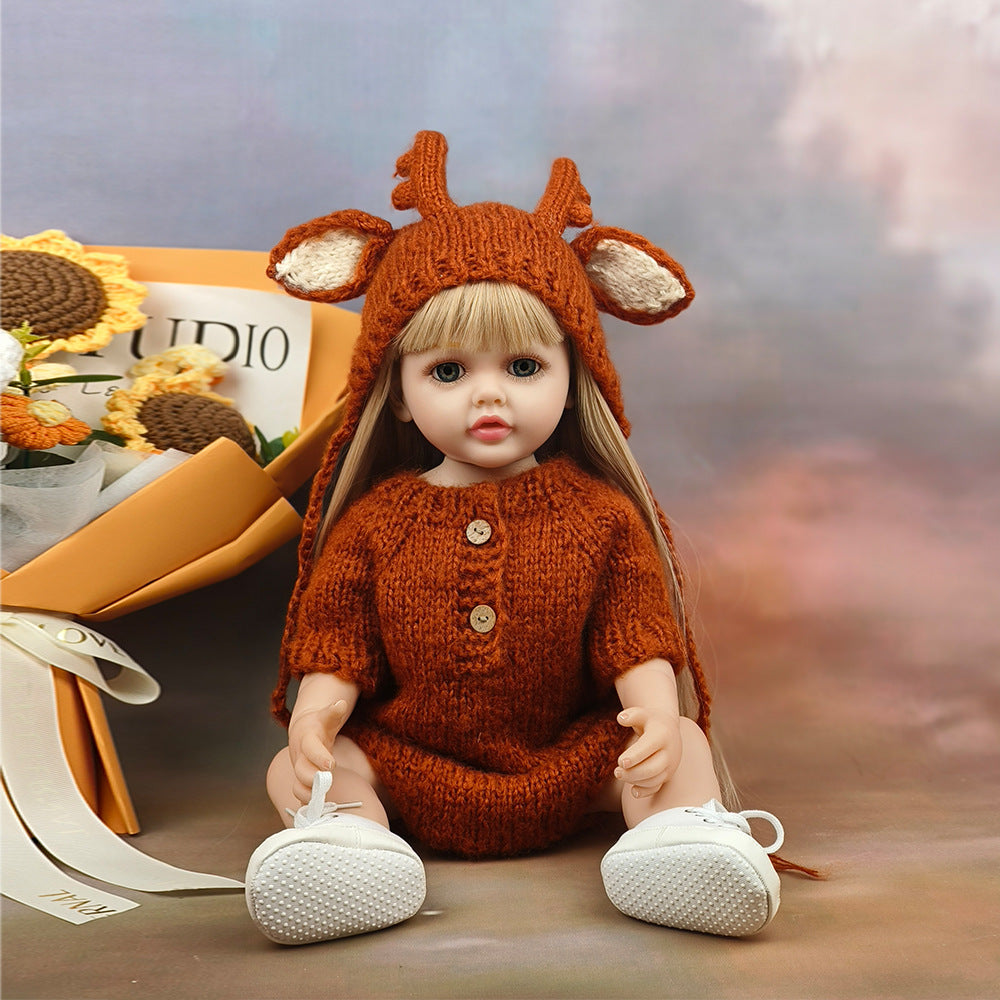 55 cm offene Augen langes Haar Betty Reborn Puppen Mädchen in brauner Strickware