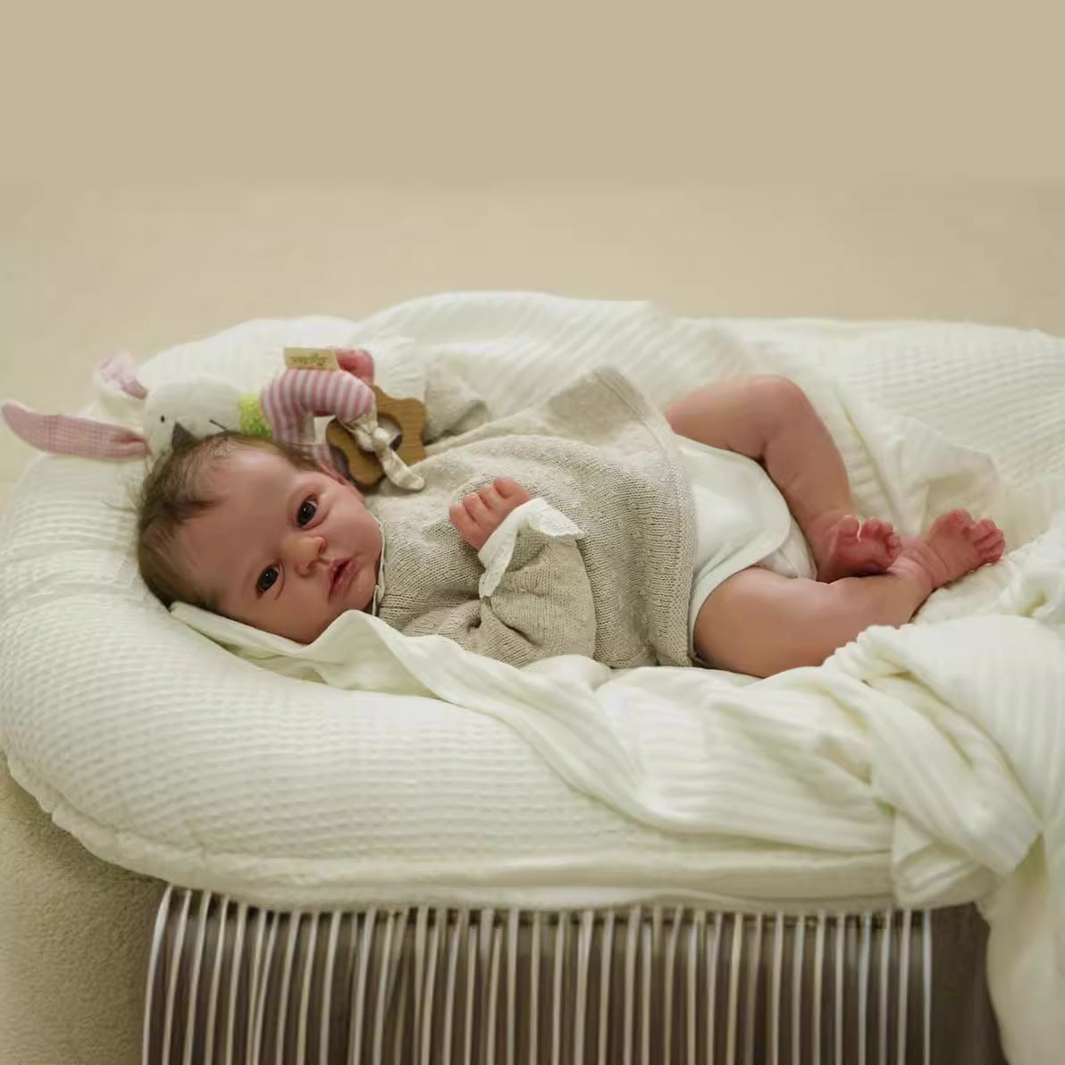 19 Zoll Reborn Puppen mit offenen Augen und kurzen Haaren-Evi