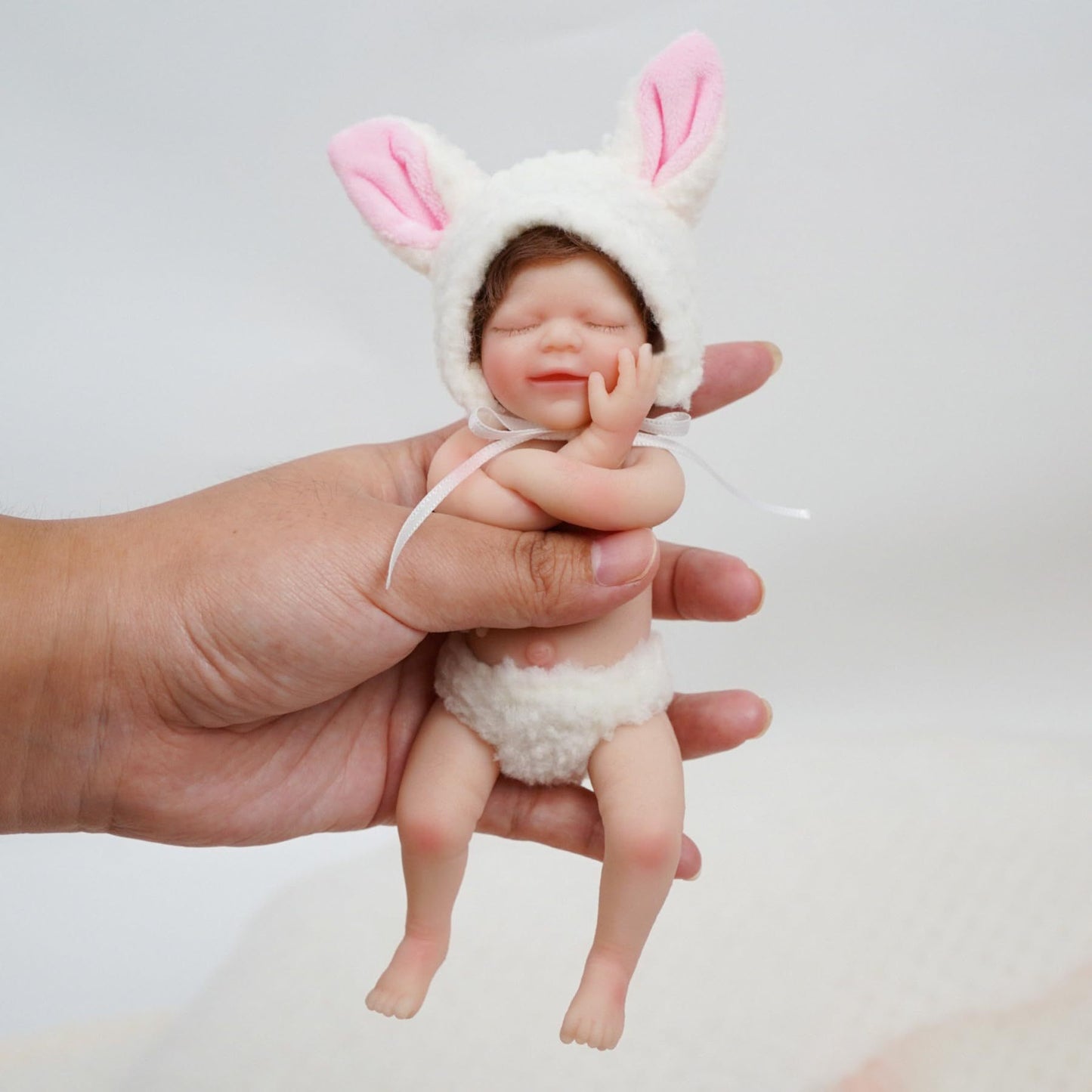 6 Zoll 15cm Lächeln wiedergeborene Mini-Puppe April