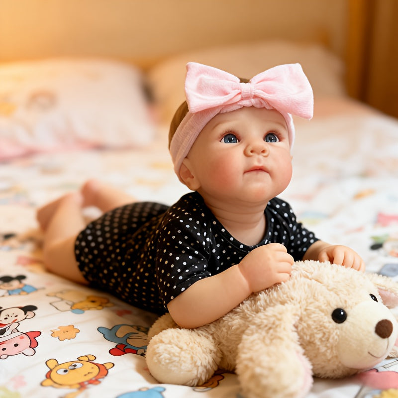 48 cm Bettie Reborn BabypuppeMädchen mit offenen Augen in schwarzer Kleidung mit weißen Punkten