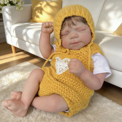 48 cm realistische Pascale Reborn Babypuppe mit geschlossenen Augen im gelben Pullover