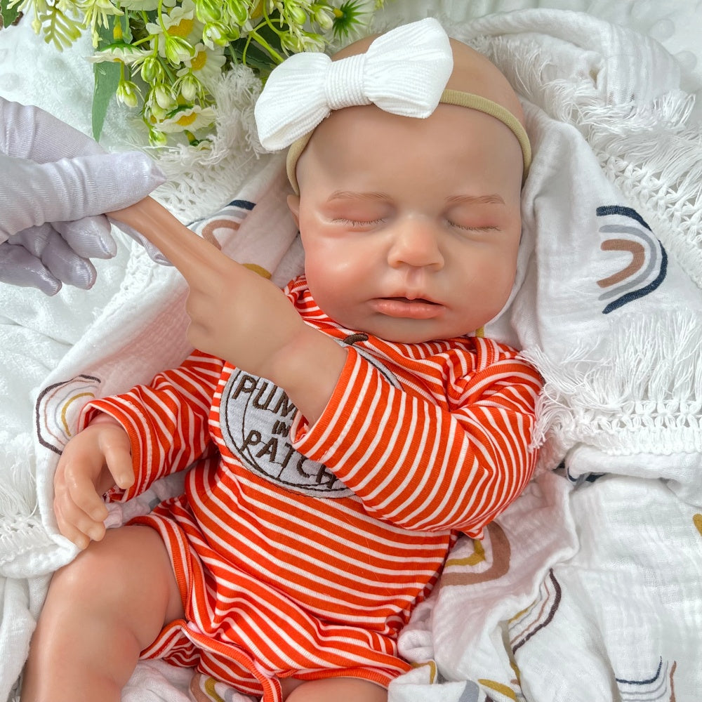 45 cm großer dehnbarer Loulou Reborn Puppen Strampler aus Vollsilikon im gelb-gestreiften Design