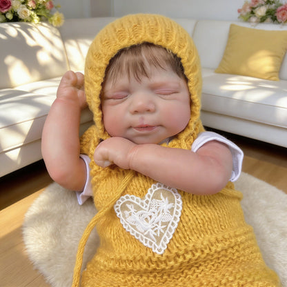 48 cm realistische Pascale Reborn Babypuppe mit geschlossenen Augen im gelben Pullover
