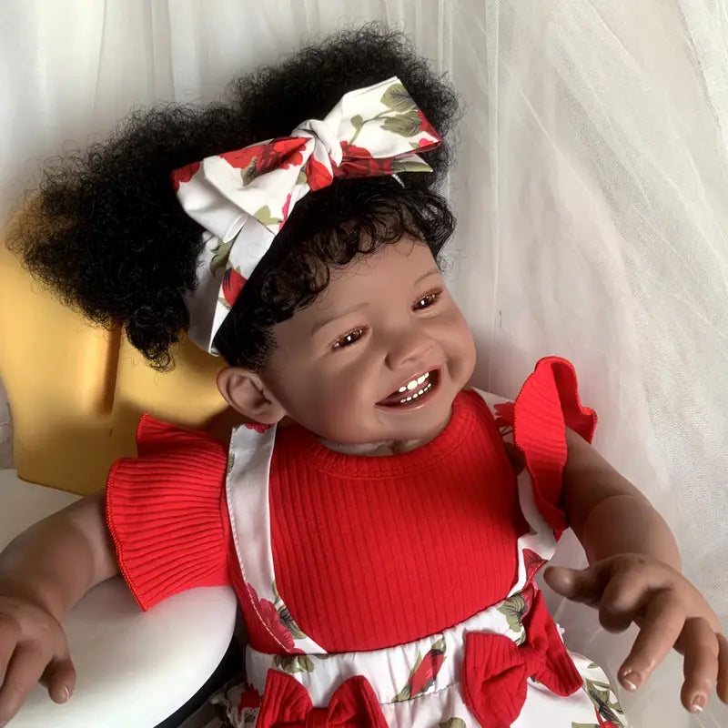 60cm Afroamerikaner-Reborn-Puppe Mila mit weichem Körper und Lächeln