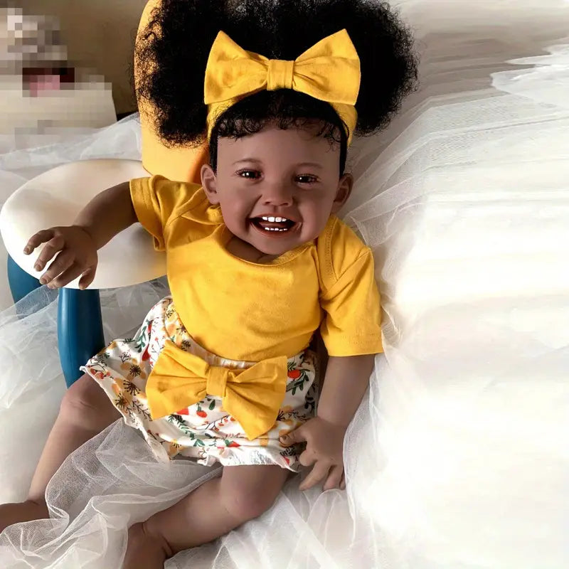 60cm Afroamerikaner Lockiges Haar Lächeln Reborn Puppe Mila