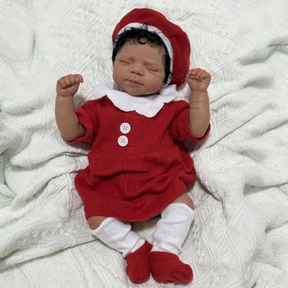 19 Zoll lebensechte Reborn-Puppe mit geschlossenen Augen und dunkler Haut in Weihnachtskleidung - Pascale