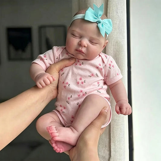 20 Zoll 3D-Haut Reborn Baby Mädchen mit geschlossenen Augen in rosa geblümter Kleidung - Peaches
