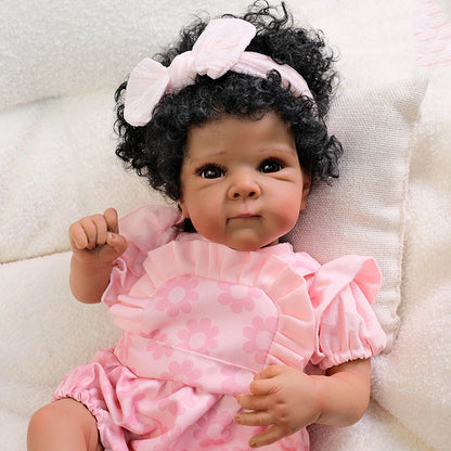 18 Zoll offene Augen lockiges Haar dunkle Haut Reborn Baby Girl-Bettie