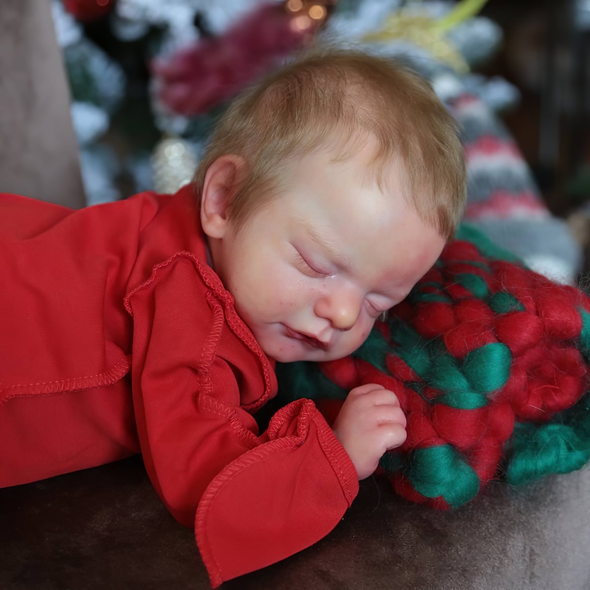 19 Zoll Reborn Puppen mit geschlossenen Augen und blondem Haar und Weihnachtskleidung - Sam