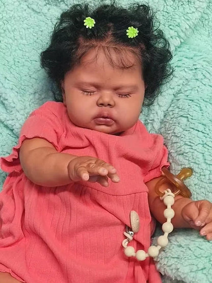 24 Zoll geschlossene Augen dunkle Haut kuscheliges Reborn Baby Mädchen-Pickle