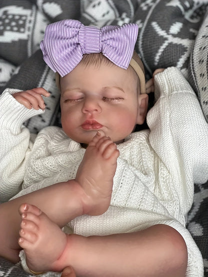 20 Zoll weiches Loulou Reborn Babypuppe Mädchen mit geschlossenen Augen im weißen Overall