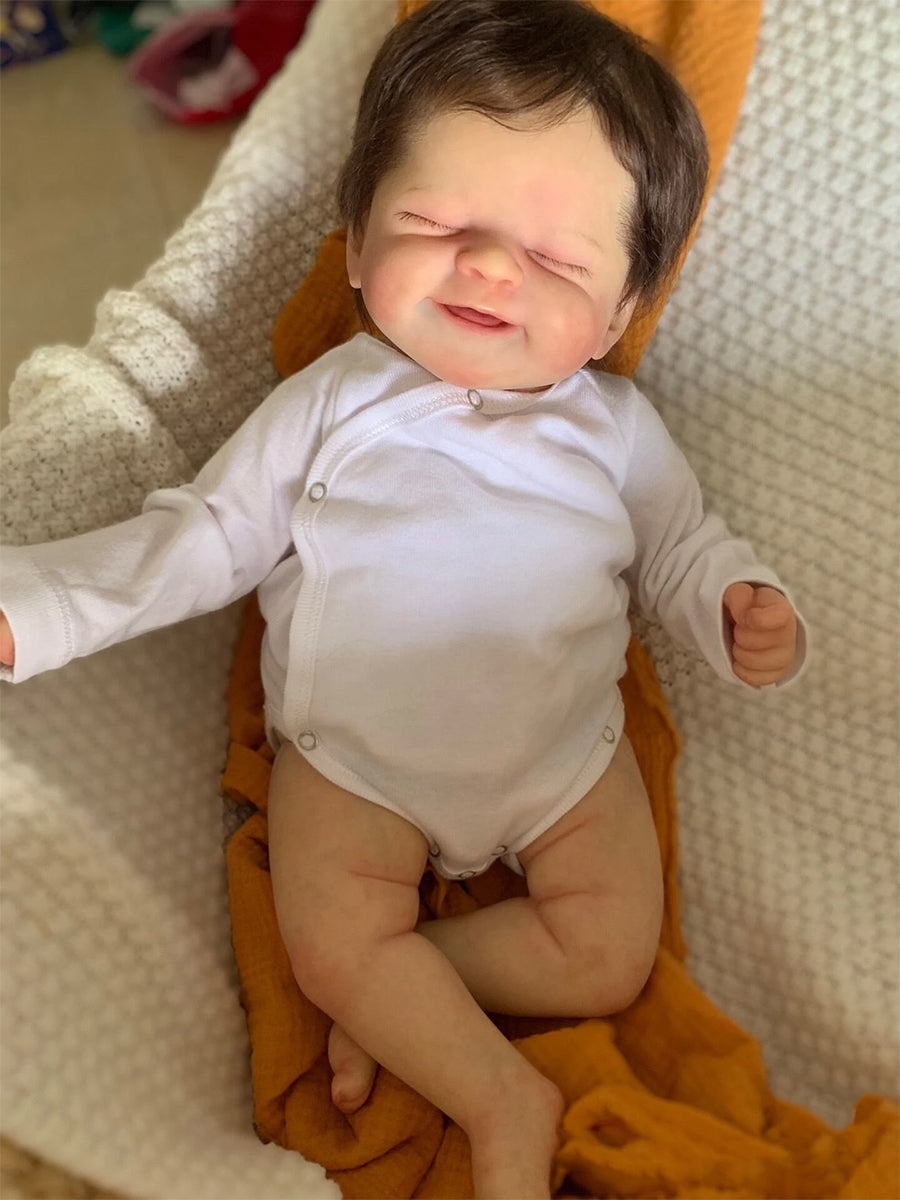 Freda 19 Zoll Reborn Puppe mit geschlossenen Augen und kurzen Haaren - Alisha