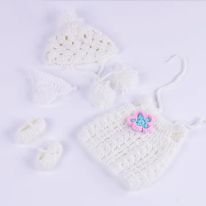 3-teiliges Set aus gestricktem Body Mütze und Socken für 30cm Puppen