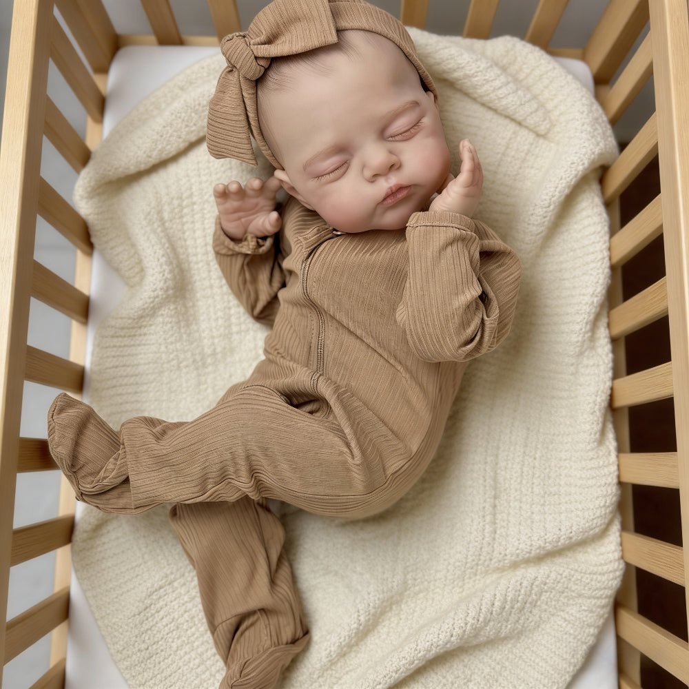 19 Zoll 3D-bemalte Reborn-Puppe mit geschlossenen Augen Irys