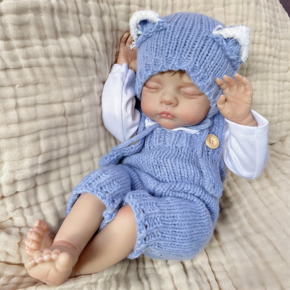 19 Zoll 3D-bemalte schlafende Reborn-Puppe Irys in blauer Kleidung