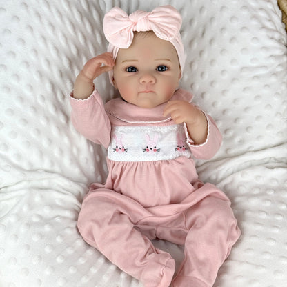 48 cm lebensechte blaue Augen Vinylkörper Bettie Reborn-Baby-Mädchen im rosa Body