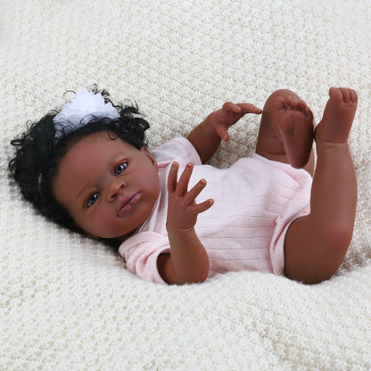 20 Zoll offene Augen dunkle Haut lockiges Haar Reborn Puppe in rosa Kleidung-Lanny