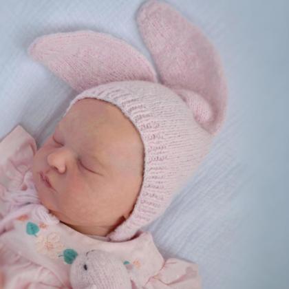 50 cm weiche Laura Reborn Babypuppe schlafend im rosa Kleid