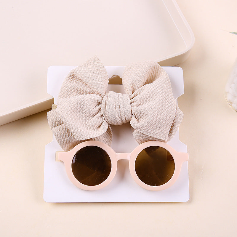 Zweiteiliges Sonnenbrillen-Set mit Schleife und Nylon-Stirnband
