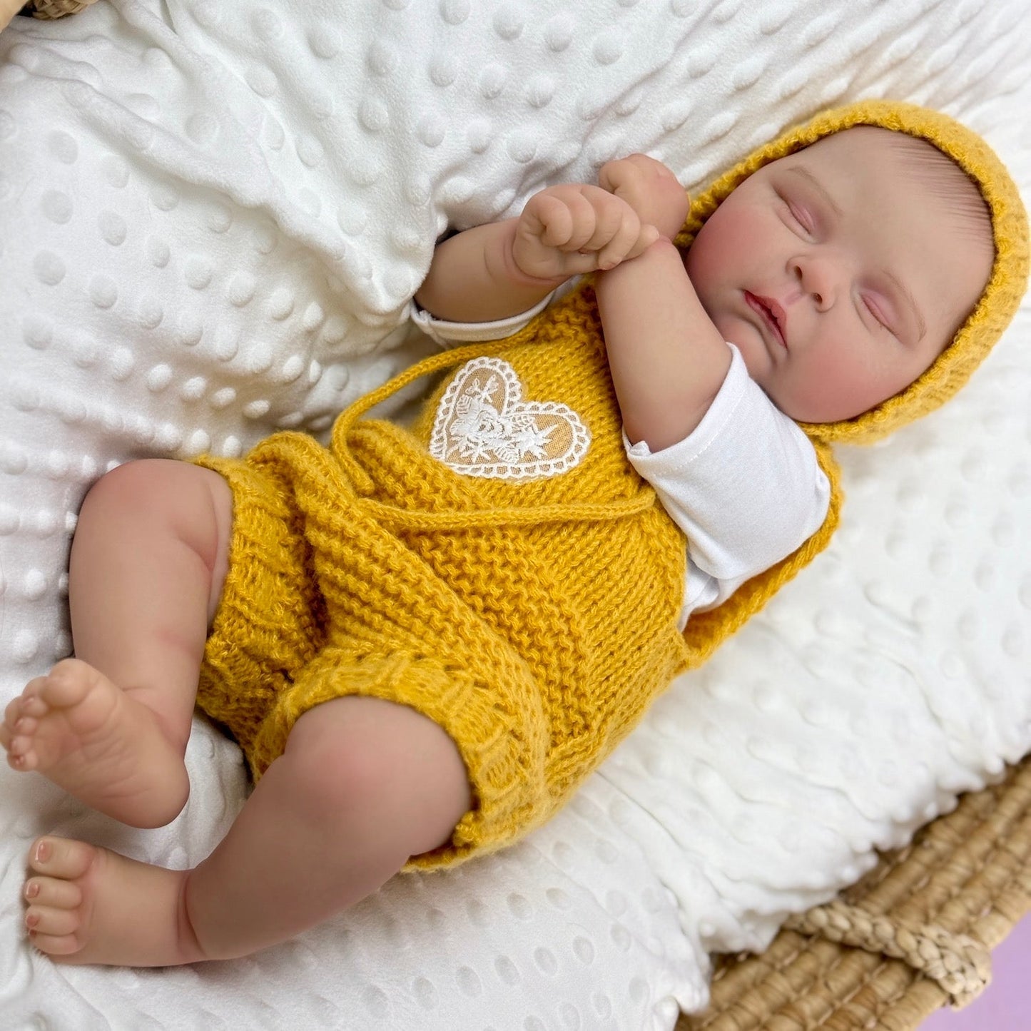 20 Zoll 3D-Haut weicher Körper schlafende Reborn Puppe im gelben Pullover - Peaches