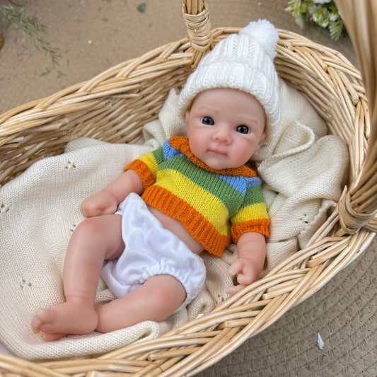 30 cm vollständig aus Silikon gefertigtes Bettie Reborn Baby-Mädchen im bunten Streifenpullover