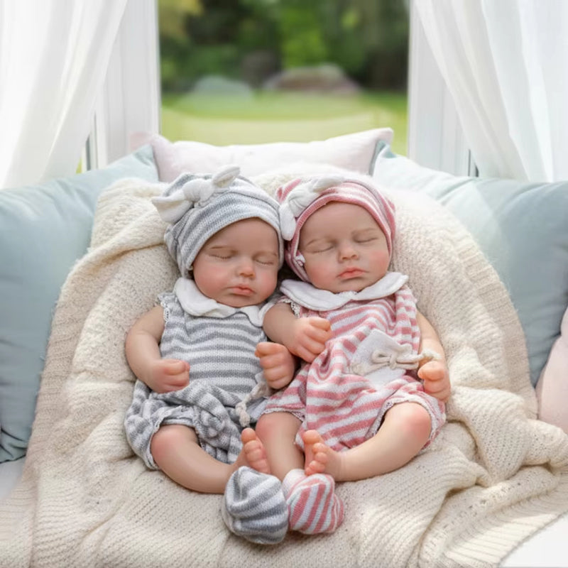 30cm lebensechte Reborn-Zwillinge Loulou (Mädchen) aus Silikon mit geschlossenen Augen und gestreifter Kleidung