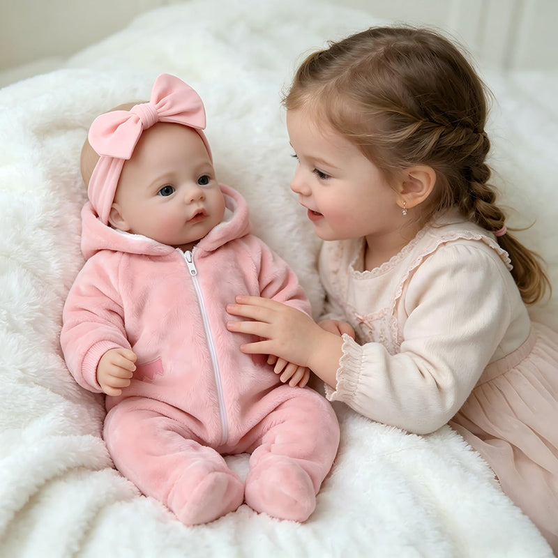 18 Zoll blauäugiges Reborn Baby-Mädchen in rosa Plüschkleidung - Meadow
