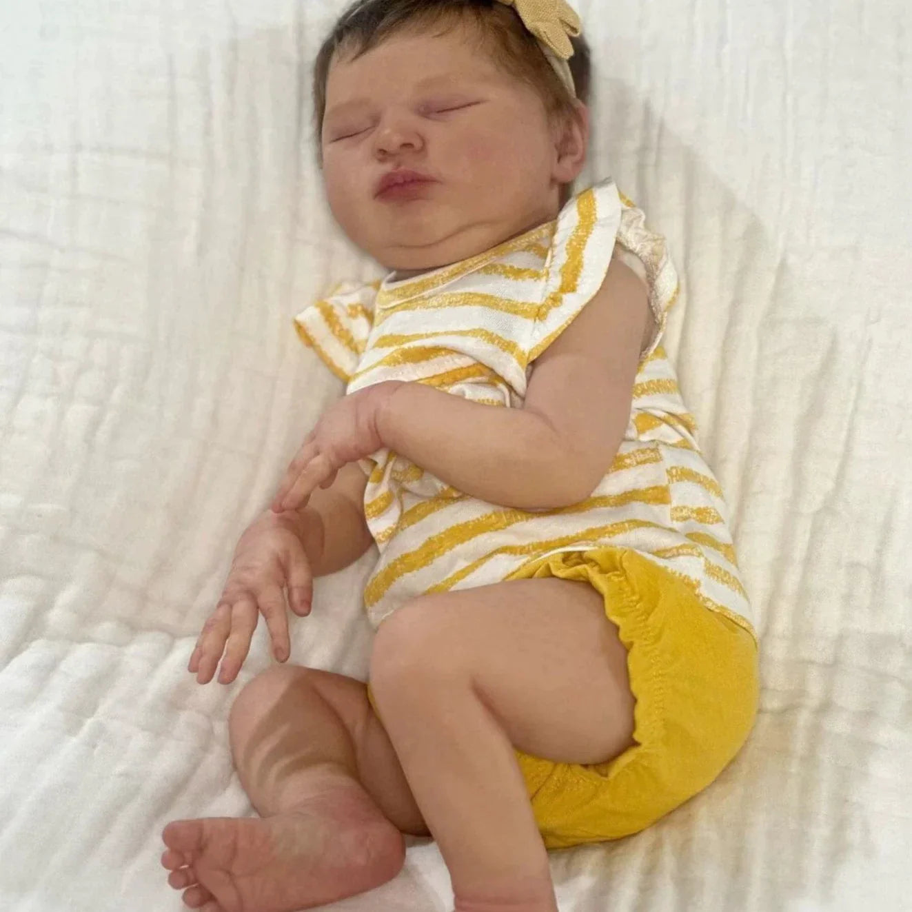 20 Zoll lebensechte Reborn-Puppe mit geschlossenen Augen und weichem Körper - Laura