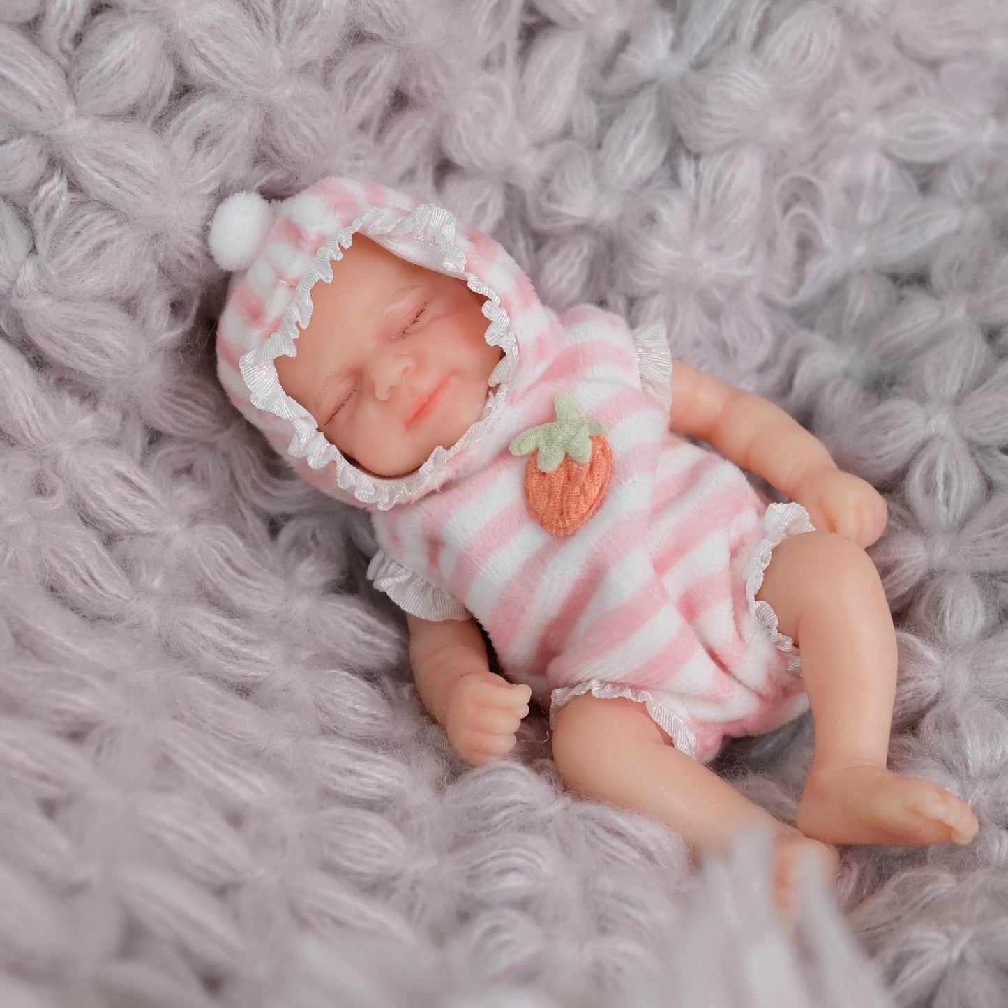 6 Zoll Mini-Silikon-Reborn-Puppe Mädchen mit geschlossenen Augen - Pascale