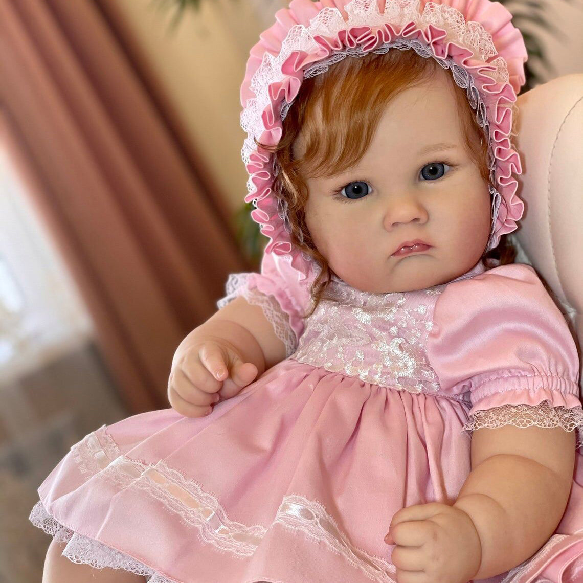 60 cm Zone Reborn Puppe mit offenen Augen und braunen Haaren - Charlotte