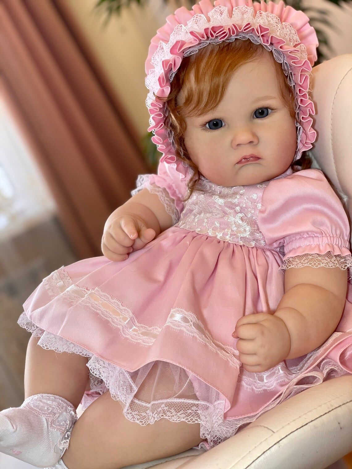 60 cm Zone Reborn Puppe mit offenen Augen und braunen Haaren - Charlotte