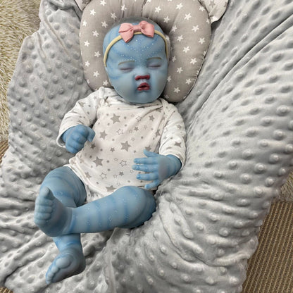 50cm Quinbee Reborn Babypuppe Avatar mit geschlossenen Augen