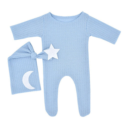 Zweiteiliges Set aus gestricktem Body und Mütze mit Stern und Mond für 18-20 Zoll Puppen