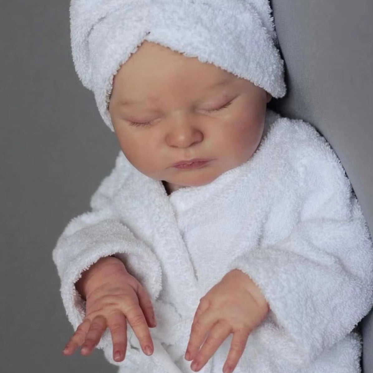 20 Zoll Barry Reborn Puppe mit geschlossenen Augen - Laura