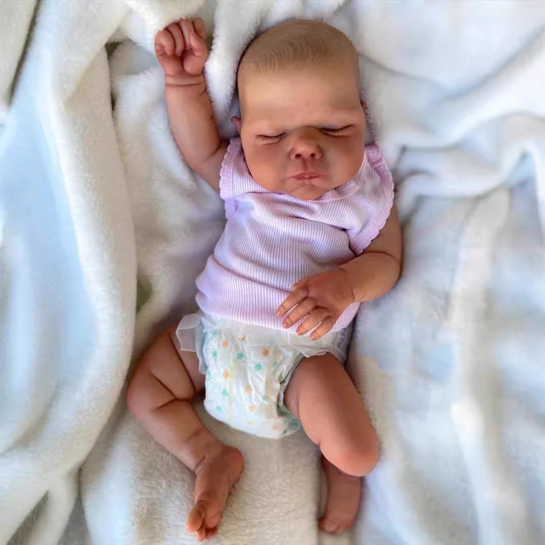 Clara 19 Zoll Realistische Reborn-Puppe mit geschlossenen Augen - Miley