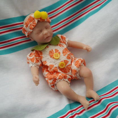 6 Zoll geschlossene Augen Mini Reborn Puppe Junge/Mädchen-Darren