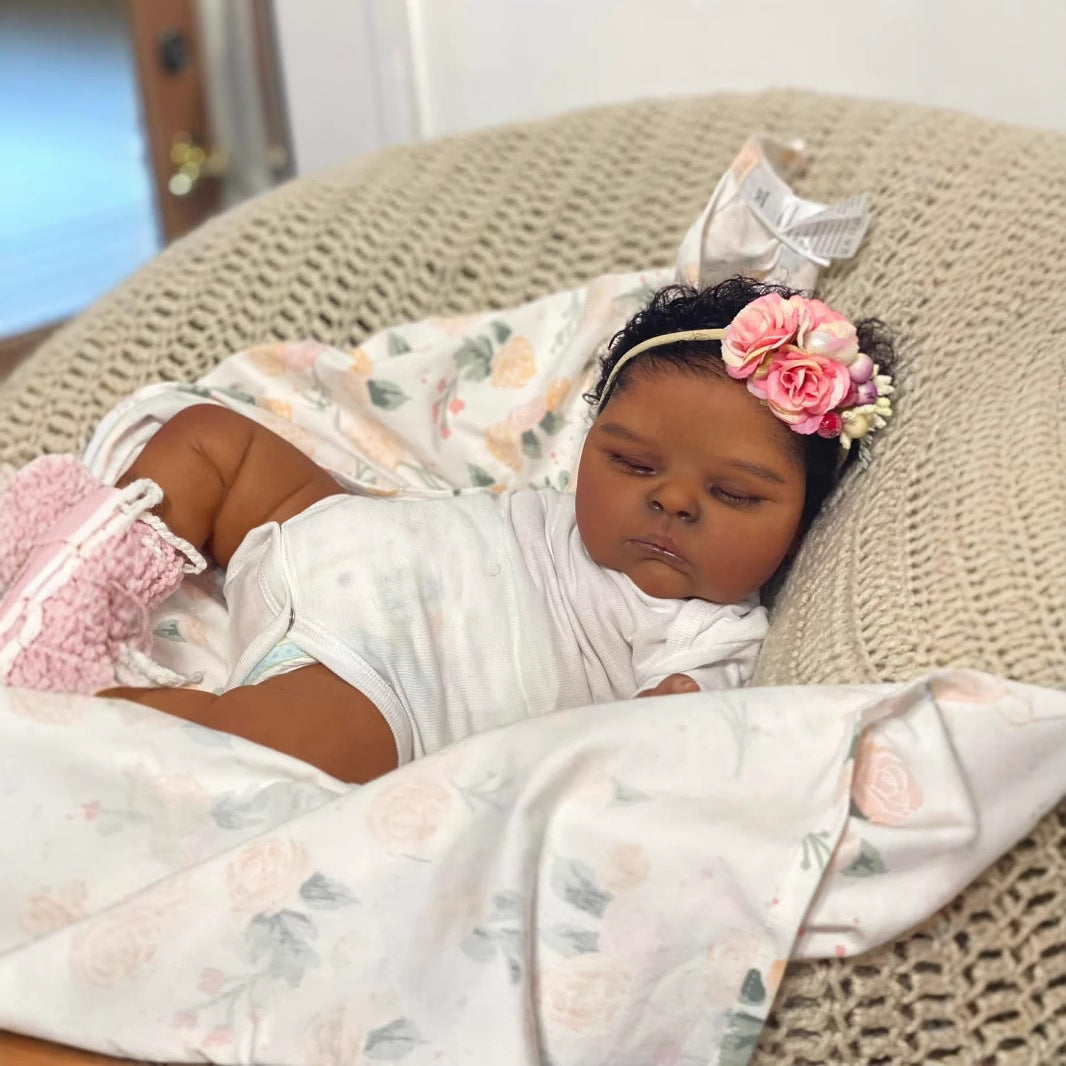 Jane 19 Zoll lebensechte geschlossene Augen dunkle Haut Reborn Puppe-Peaches
