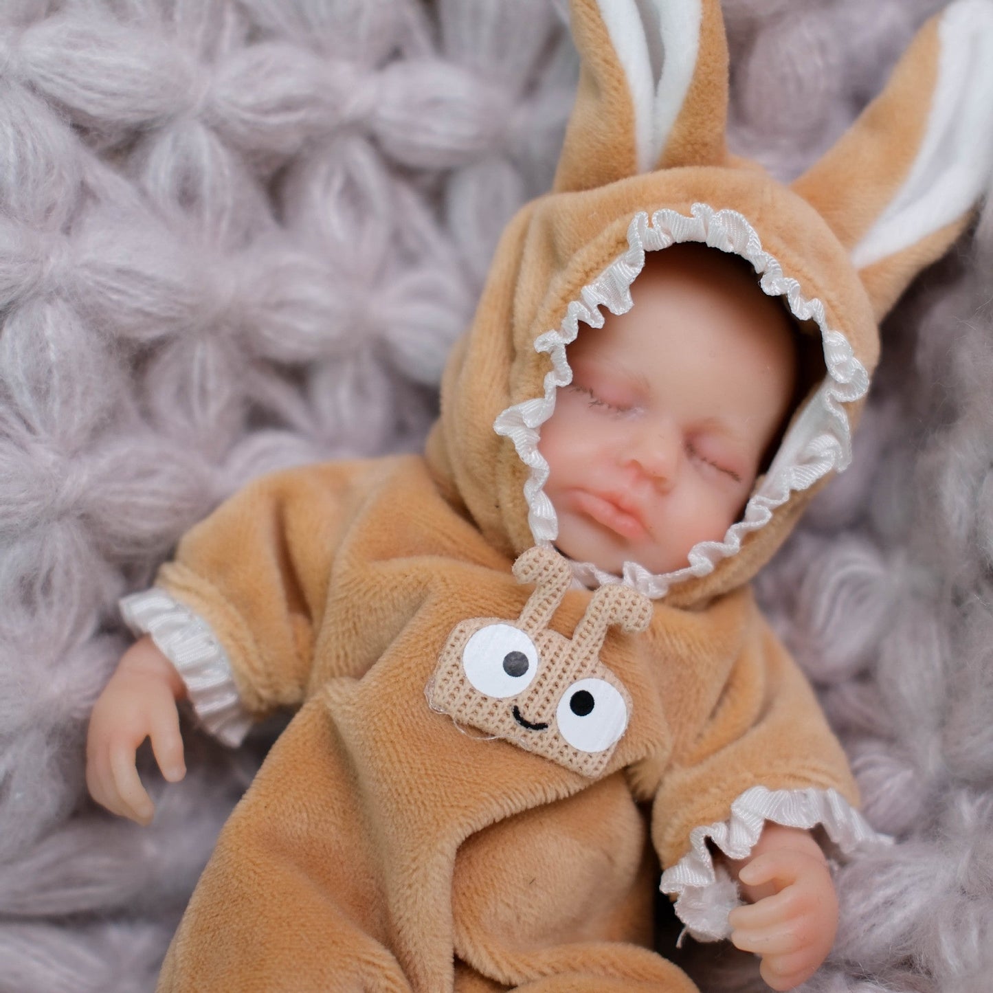 6 Zoll Mini-Silikon-Reborn-Puppe Mädchen Loulou mit geschlossenen Augen