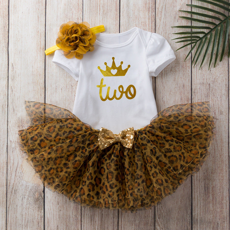 Niedlicher Jumpsuit mit Cartoon-Buchstaben-Print und Leopardenrock 3-teiliges Set für Puppen von 56-61 cm