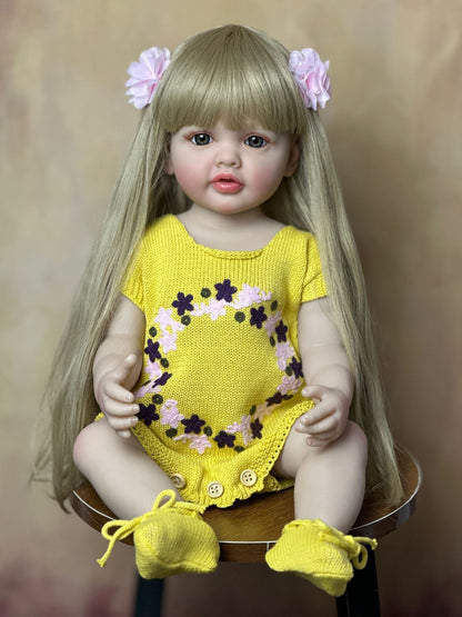 55 cm langhaariges Reborn-Baby-Mädchen in gelber Kleidung - Betty