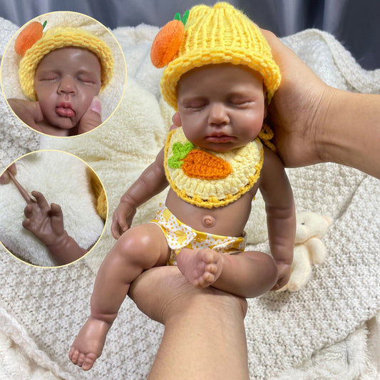 30cm lebensechte Silikon Reborn Puppe Loulou mit dunkler Haut schlafend in gelber Kleidung