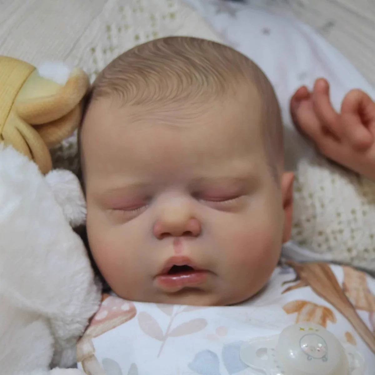 55 cm lebensechte Reborn-Puppe Alexis mit geschlossenen Augen