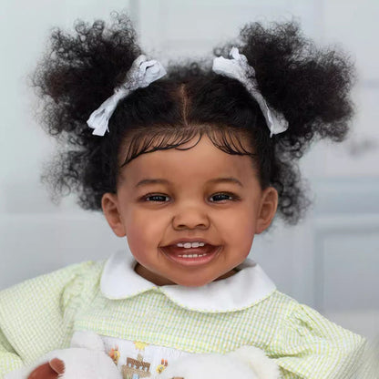 Afroamerikanische Reborn Puppe mit 60 cm großem Lächeln und Stoffkörper - Mila