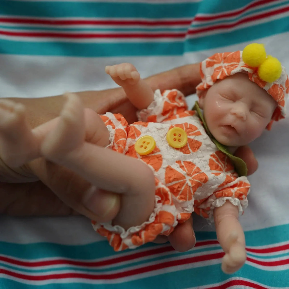 6 Zoll geschlossene Augen Mini Reborn Puppe Junge/Mädchen-Darren