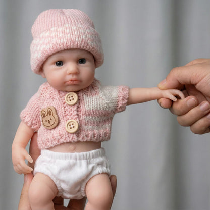 20 cm Loulou Reborn-Babypuppe aus Vollsilikon mit offenen Augen im rosa Pullover