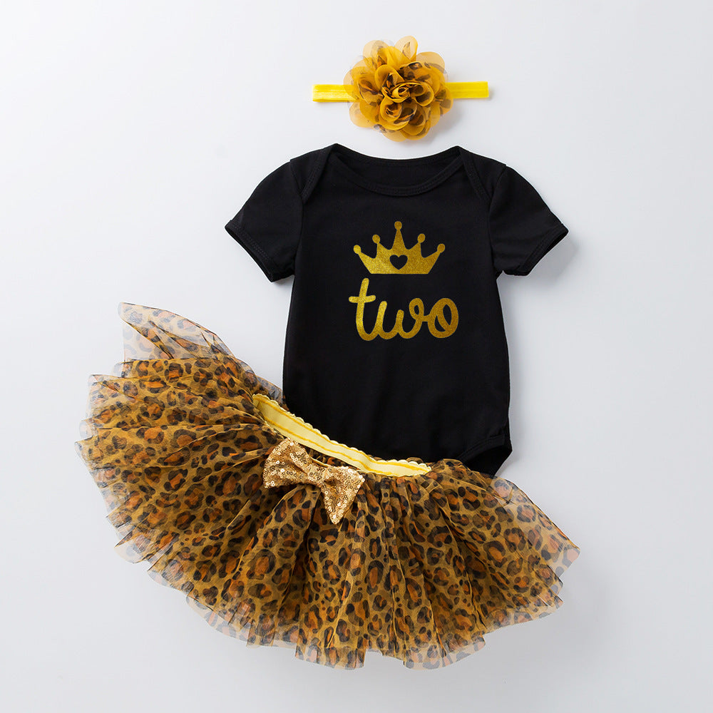 Niedlicher Jumpsuit mit Cartoon-Buchstaben-Print und Leopardenrock 3-teiliges Set für Puppen von 56-61 cm