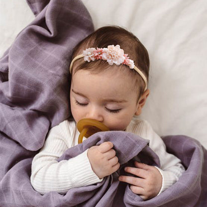 Schöne und niedliche Kopfbedeckung für Babys