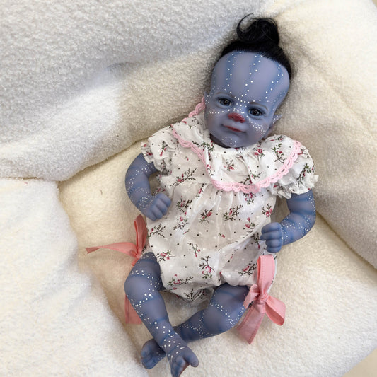 18 Zoll Reborn Avatar Baby mit offenen Augen und Blumen Outfit